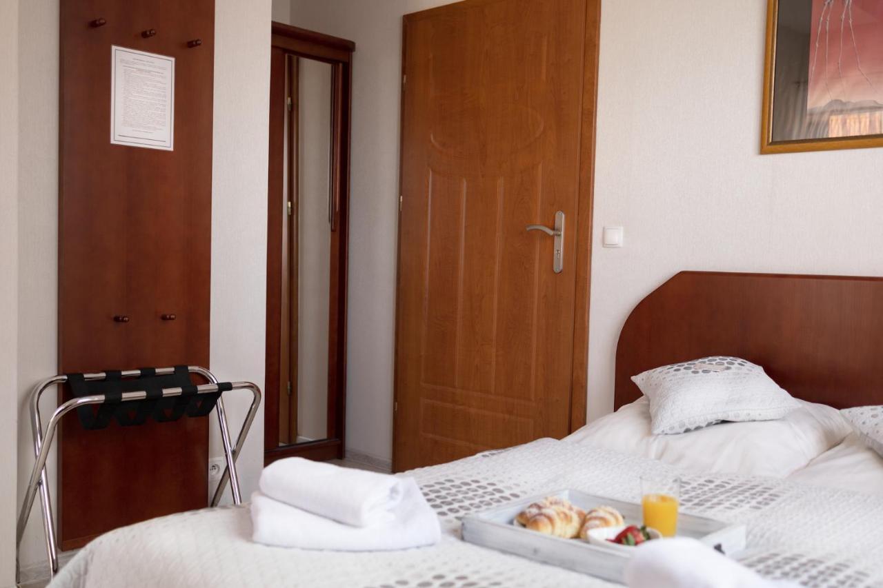 Pensjonat Przy Deptaku W Centrum Polanicy Zdroj Polanica-Zdrój Buitenkant foto