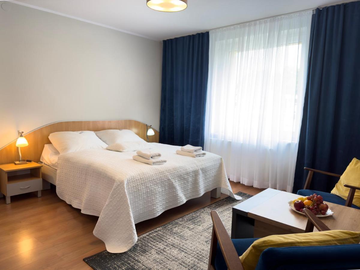 Pensjonat Przy Deptaku W Centrum Polanicy Zdroj Polanica-Zdrój Buitenkant foto