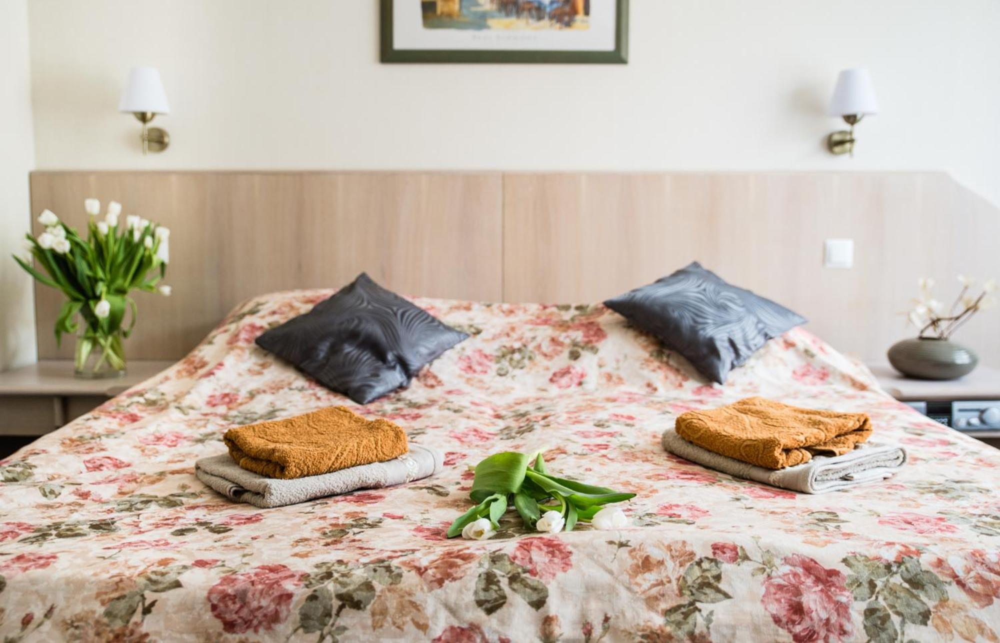 Pensjonat Przy Deptaku W Centrum Polanicy Zdroj Polanica-Zdrój Kamer foto